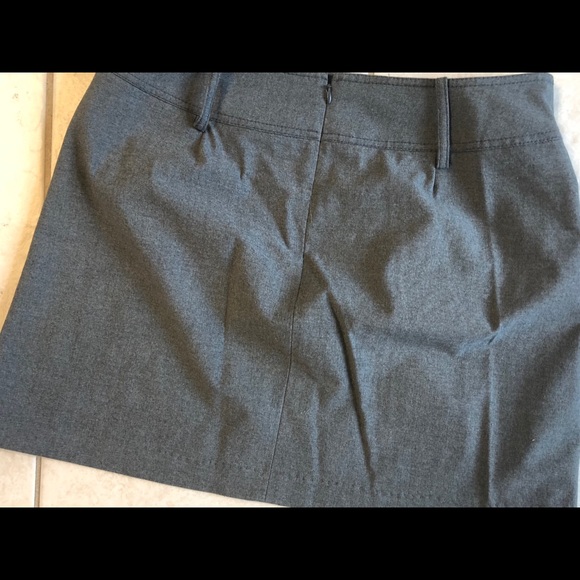 Women’s skirt - Picture 2 of 3